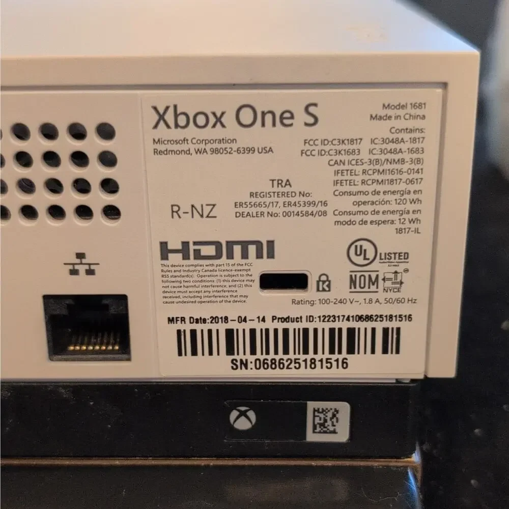 Microsoft Xbox One S White Home Console 4K UHD Region Free MPN 1681